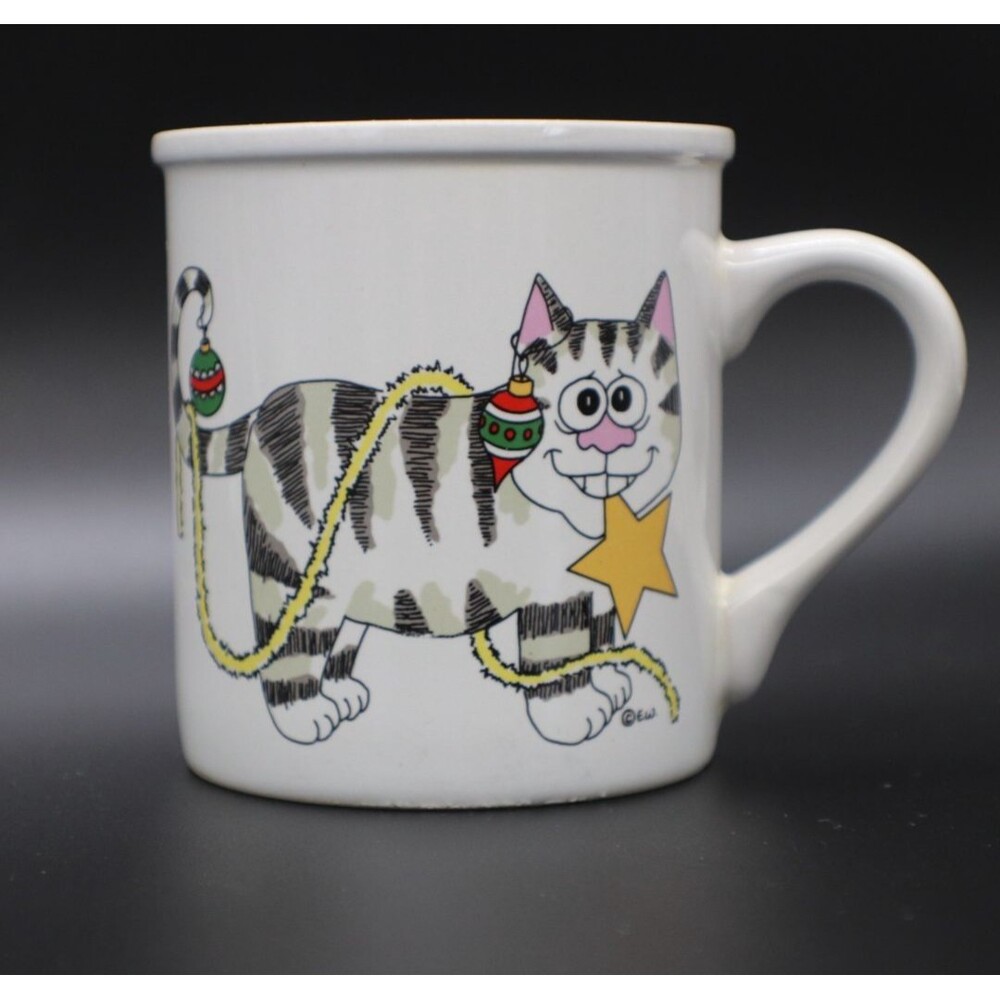 Vtg Christmas Cat Mug Holiday Coffee Cup 1970's/ 1980s Cartoon Kitty Garland